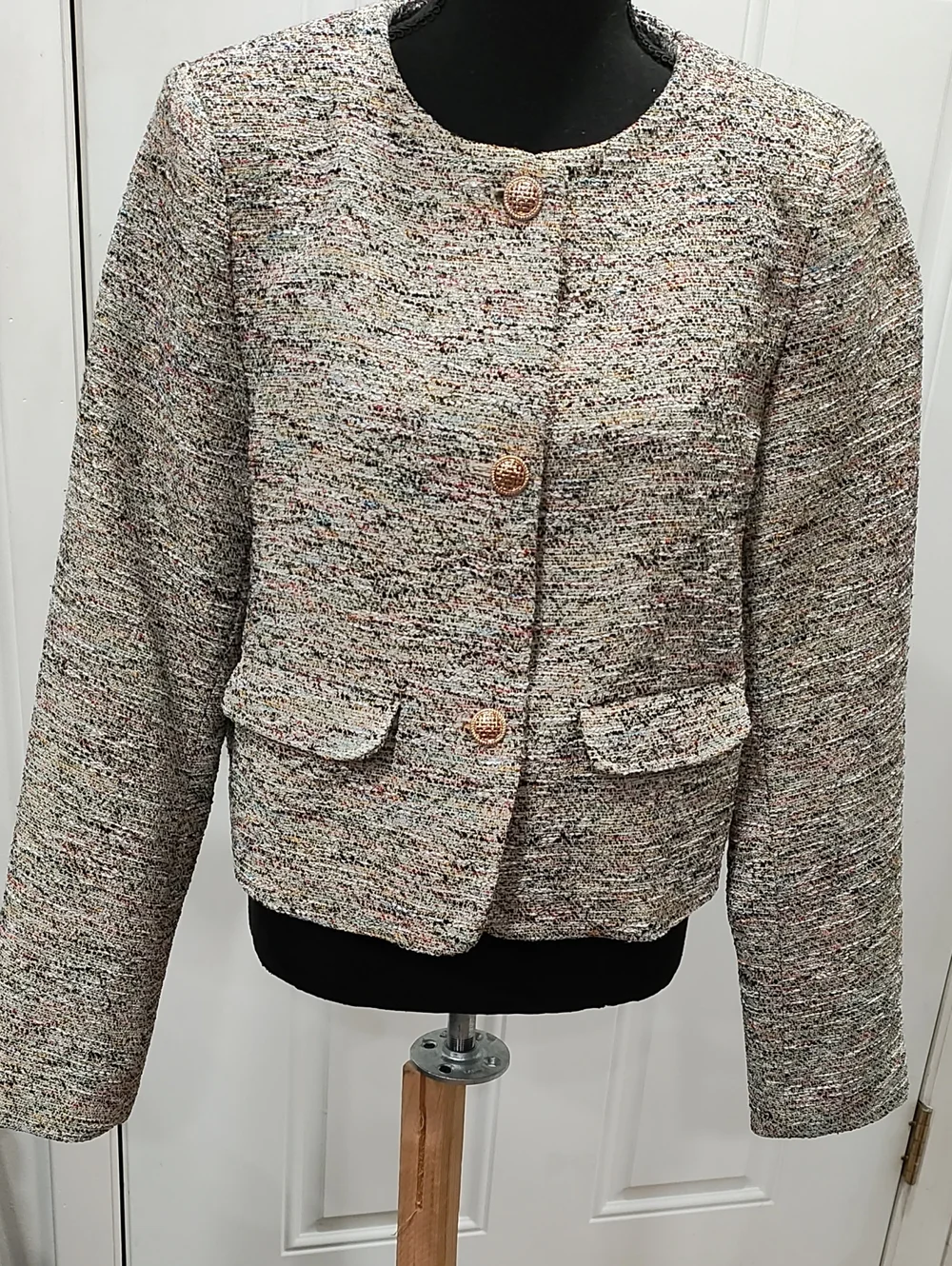entro Neutral Multicolor Tweed Cropped Blazer